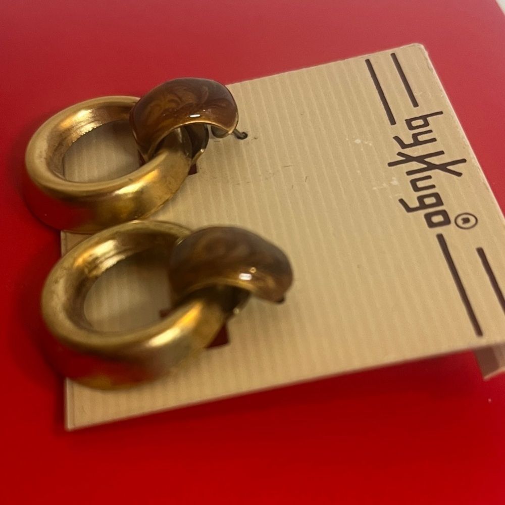 HUGO Vintage Antiqued Gold-tone hoop drop earrings w/ tortoise shell accent #90s - Picture 3 of 6
